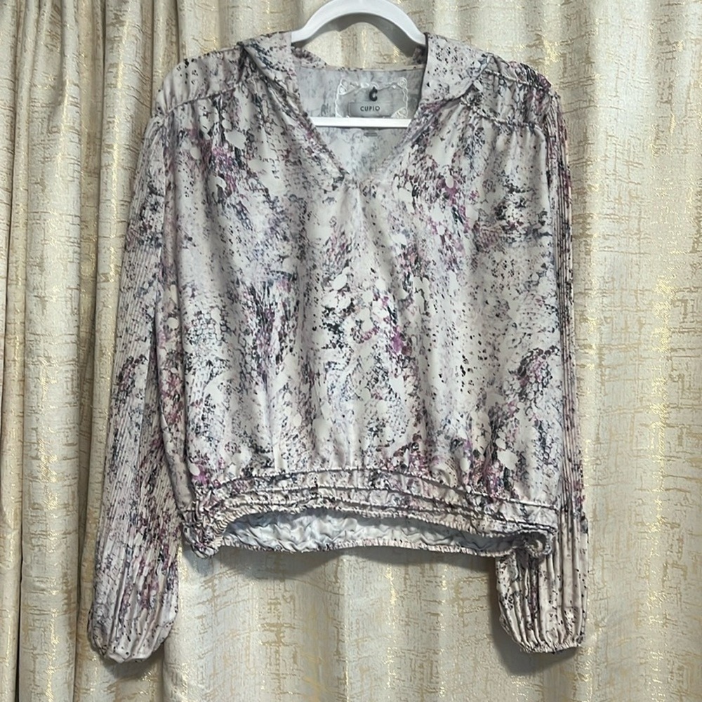 Cupio Hooded Blouse Women Small Purple Abstract Print Pleat Feminine Romantic